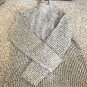 Grey turtleneck